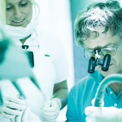 Tandartsen Groepspraktijk Zuiderterras - Drs. J.A. de Zeeuw Tandarts Implantoloog