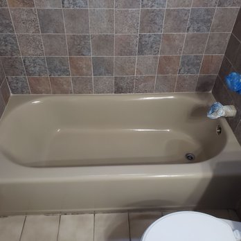 Always Refinishing - This is the tub he refinished for my wife bathroom. - Kitchen & Bath Near Me