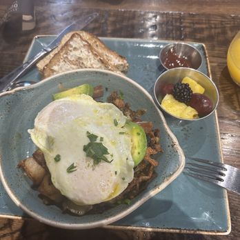 First Watch - Farmhouse Skillet Hash - Breakfast & Brunch Near Me - Jacksonville, Florida