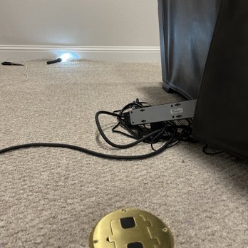 Expert Home Pro - Outlet installed - Handyman Near Me Expert Home Pro - Outlet installed - Handyman Near Me
