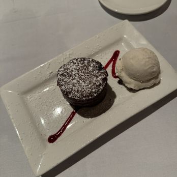 Roy's Waikiki - Roy's Melting Hot Chocolate Souffle - Hawaiian Near Me - Honolulu, Hawaii Roy's Waikiki - Roy's Melting Hot Chocolate Souffle - Hawaiian Near Me - Honolulu, Hawaii