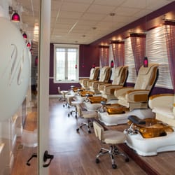 Mahogany Salon And Spa - Pedicure room
