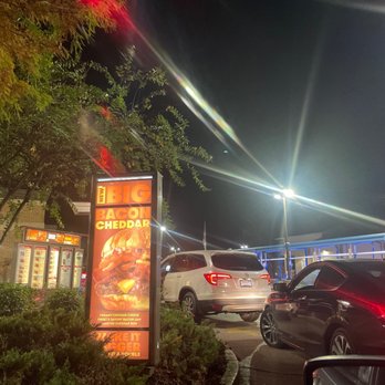 Wendy's - Slowest drive-thru in America (except Popeye's) 11/21 - Burgers Near Me - Covington, Louisiana