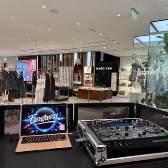 Guess - DJ Earwaxxx in the mix - Women's Clothing Near Me - Las Vegas, Nevada Guess - DJ Earwaxxx in the mix - Women's Clothing Near Me - Las Vegas, Nevada
