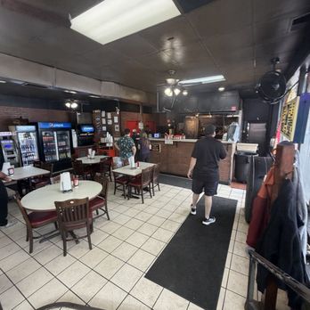 LC's Bar-B-Q - Interior - Barbeque Near Me - Kansas City, Missouri LC's Bar-B-Q - Interior - Barbeque Near Me - Kansas City, Missouri