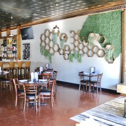 Eli's Tavern