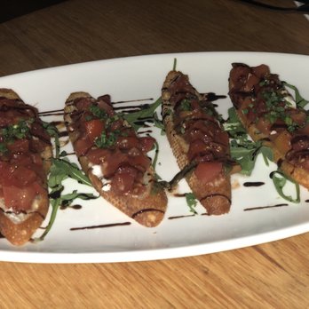 Moonraker Restaurant - Crostini & Burrata - New American Near Me - Pacifica, California