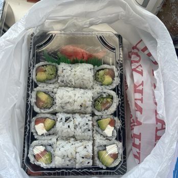 Kirin Sushi - Philadelphia Roll - Sushi Bars Near Me - Antioch, Tennessee