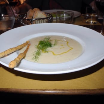 Il Santo Bevitore - Creamy cauliflower soup with the best herb breadsticks - Italian Near Me - Florence, FI