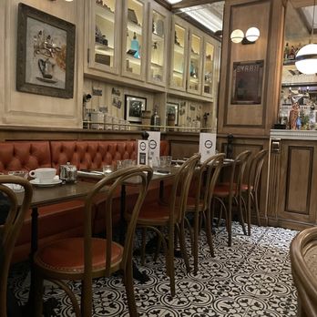 le bouchon parisien - French Near Me - Paris