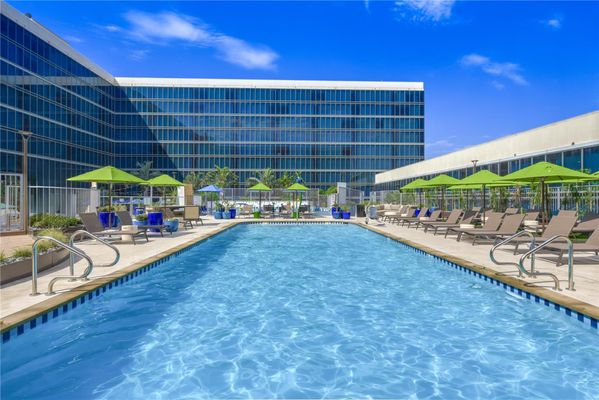 Hilton Anaheim by null