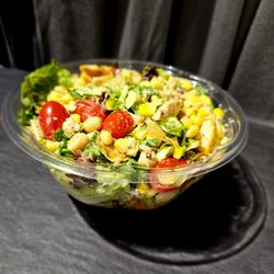 Oliyo 34 - Lunch Salad