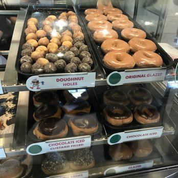 Krispy Kreme Doughnuts - Donuts Near Me - Mississauga, Ontario