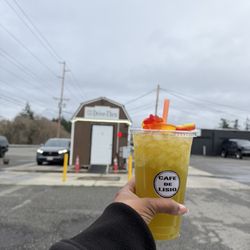 Cafe De Lisio - Swamp water with red bull
