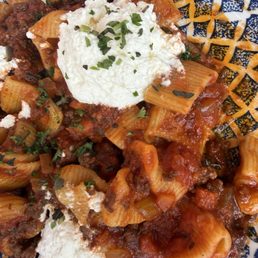 RIGATONI ALLA BOLOGNESE RIGATONI ALLA BOLOGNESE