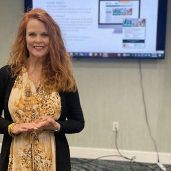 Kimberly Stevens - Coaching a FL regional meeting for 20 dynamic entrepreneurs! - Life Coach Near Me