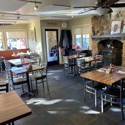 The Getaway Cafe - Inside view - everyone wanted to sit outside and I concur! Lol