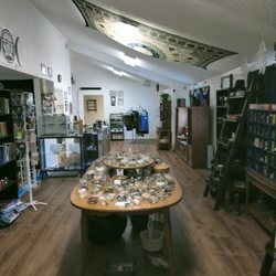 The Celtic Cauldron and Enchanted Teas - The new shop is so much bigger.