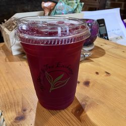 The Spice & Tea Exchange - Hibiscus lemonade with lavender sugar
