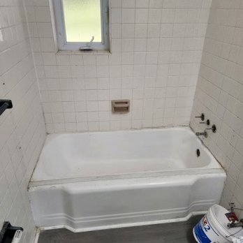 Amazing Reglazing - BEFORE - Refinishing Services Near Me Amazing Reglazing - BEFORE - Refinishing Services Near Me