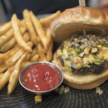 Oasthouse - Pimento burger - Bars Near Me - Austin, Texas