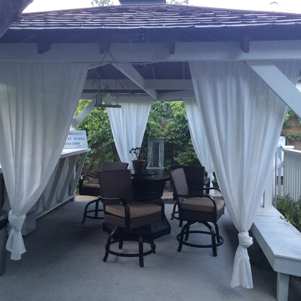 An Inn 2 Remember - Bed & Breakfast Near Me - Sonoma, California