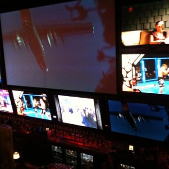 Barney's Beanery - TV Land - Breakfast & Brunch Near Me - Westwood, California