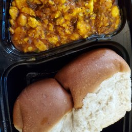Egg bhurji with paav