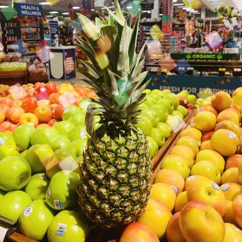 Ralphs - Pineapple, beautiful produce section. - Grocery Near Me - Huntington Beach, California Ralphs - Pineapple, beautiful produce section. - Grocery Near Me - Huntington Beach, California