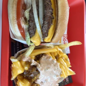 In-N-Out Burger - Burgers Near Me - Keizer, Oregon