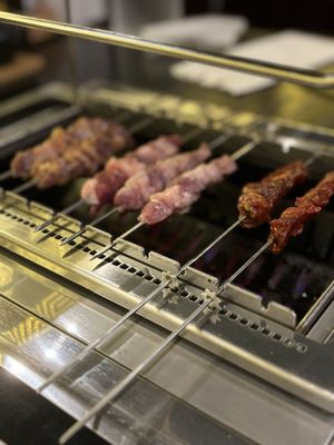 罗宫串城 Luogong Grilled Skewer 라궁양꼬치 by null
