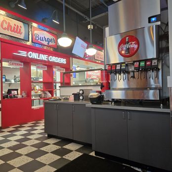 Portillo’s - Soda station with condiments, napkins and cutlery - American Near Me - Tomball, Texas