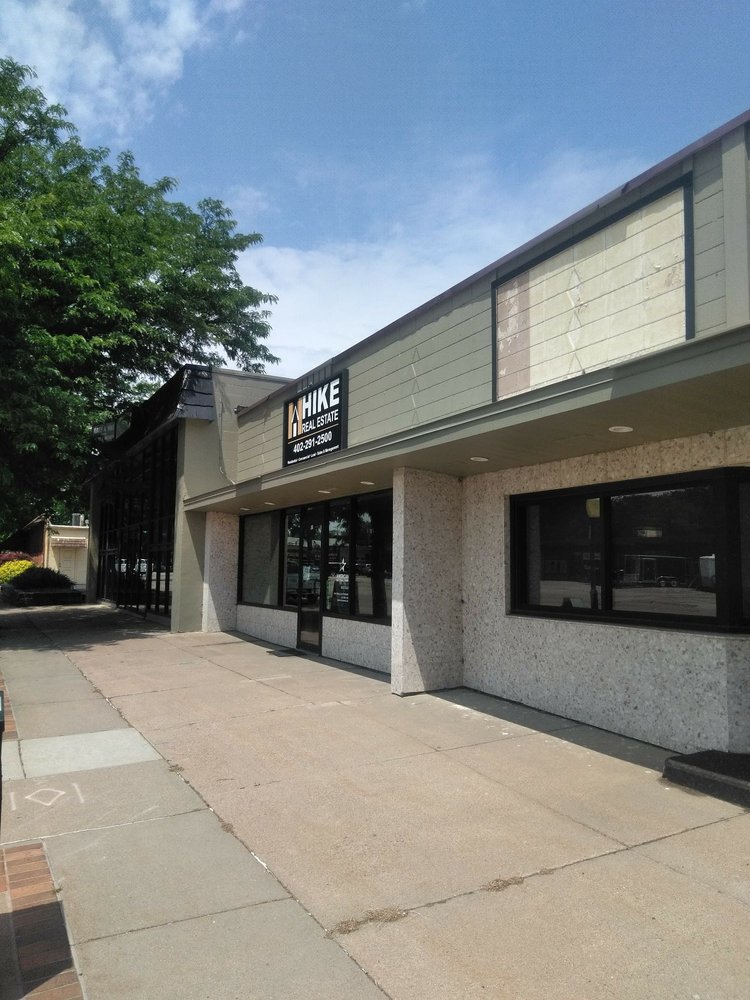 HIKE REAL ESTATE Updated August 2024 114 E Mission Ave, Bellevue