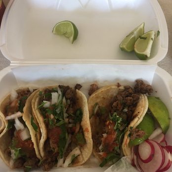 Frutti Di Mare - Asada tacos - Food Trucks Near Me - Westminster, California