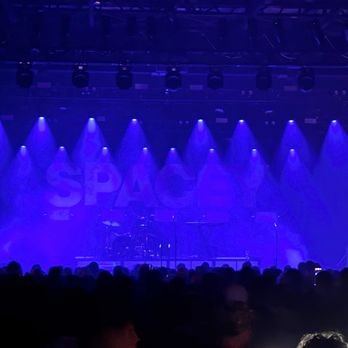 Brooklyn Steel - The stage. - Music Venues Near Me - Brooklyn, New York
