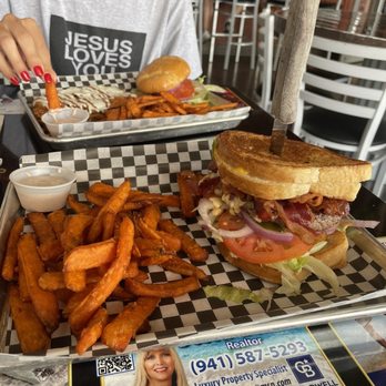 BrewBurgers Back Porch - The Maddy B. Burger BIG Chicken Sandwich - Burgers Near Me - Venice, Florida