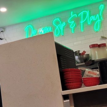 Sip N' Play - Tabletop Games Near Me - Brooklyn, New York