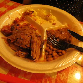 Black's Barbecue Lockhart - Barbeque Near Me - Lockhart, Texas