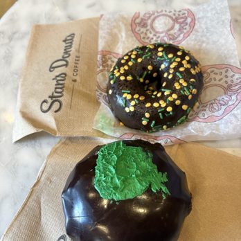Stan's Donuts - Irish cream donut - Coffee & Tea Near Me - Chicago, Illinois Stan's Donuts - Irish cream donut - Coffee & Tea Near Me - Chicago, Illinois