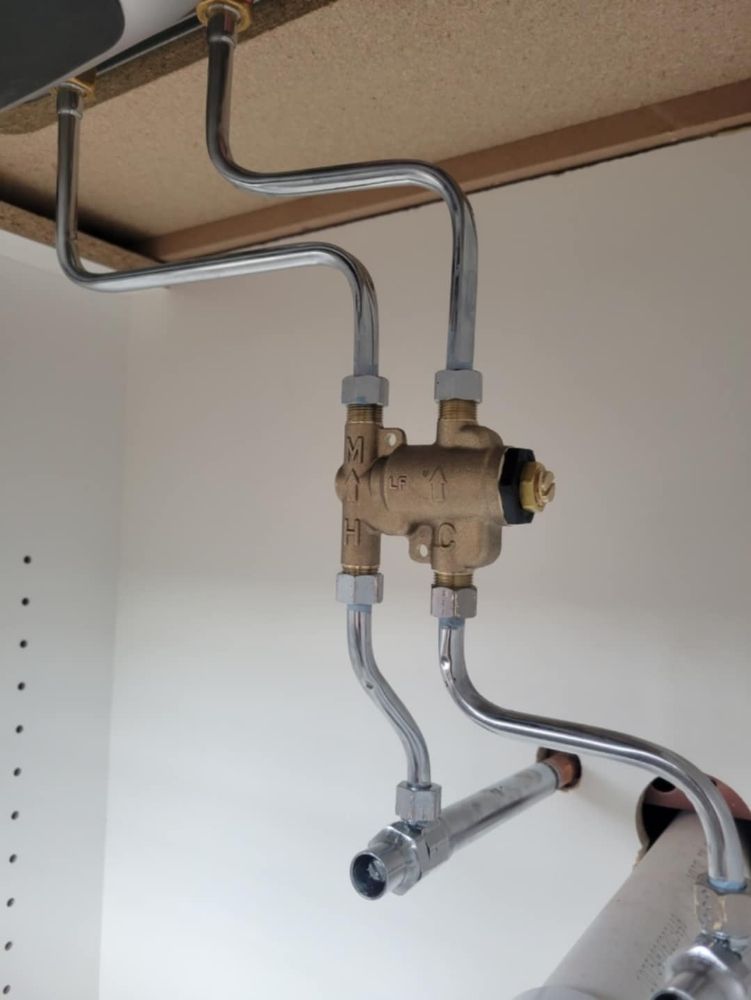 Slide of AV Contractors