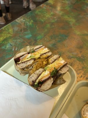 The Blue Light Speak Cheesy by null