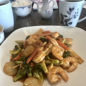 Blue & Fly Asian Kitchen - 9. Hunan-Style Shrimp - Chinese Near Me - Omaha, Nebraska Blue & Fly Asian Kitchen - 9. Hunan-Style Shrimp - Chinese Near Me - Omaha, Nebraska