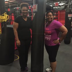 I miss kickboxing.  I gotta find a class in Brooklyn again!!