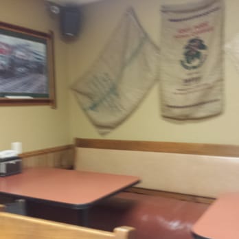 Grand Central Coffee Station - Seating area - Coffee & Tea Near Me - Storm Lake, Iowa Grand Central Coffee Station - Seating area - Coffee & Tea Near Me - Storm Lake, Iowa