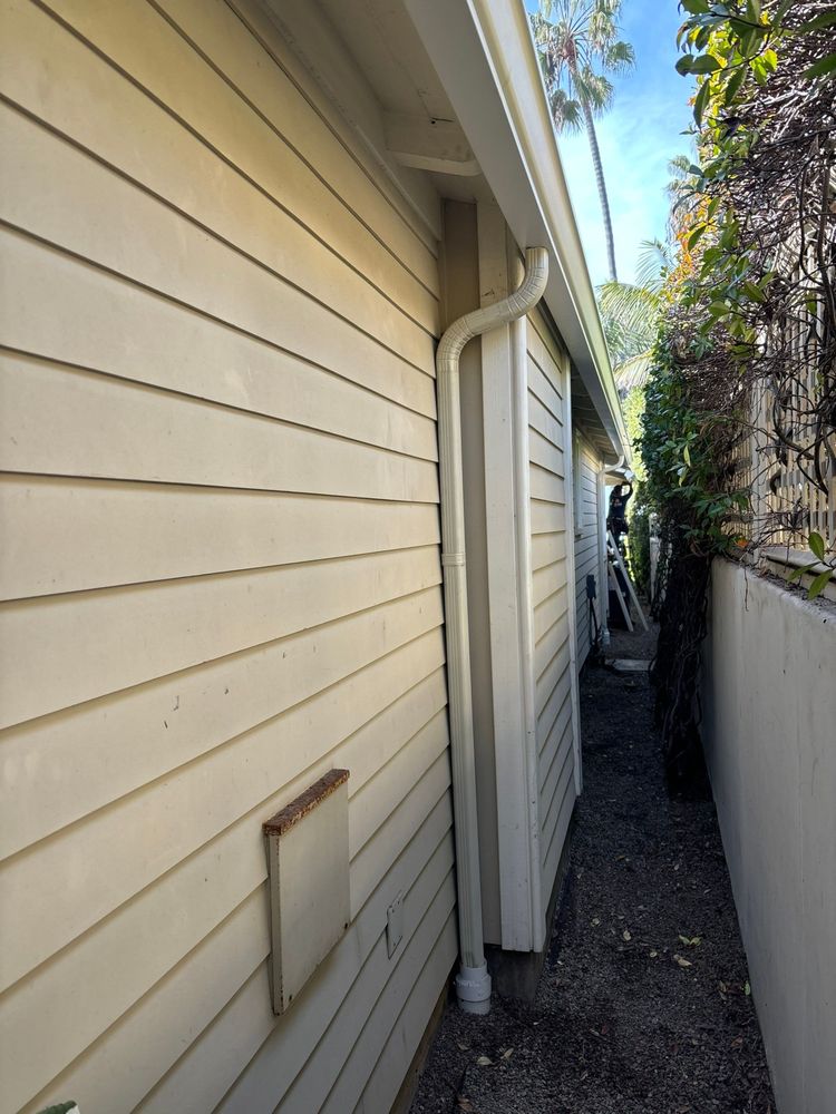 Slide of Zenith Roofing Services