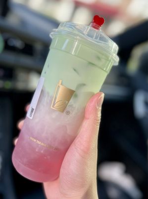 BREW TEA BAR by null