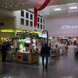 Valley River Center