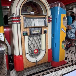Gus's Diner