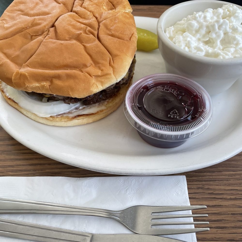 Montana Cafe - Big Sky Burger - Breakfast & Brunch Near Me - Darby, Montana Montana Cafe - Big Sky Burger - Breakfast & Brunch Near Me - Darby, Montana