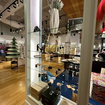 Indigo - Well organized store and product placement - Accessories Near Me - Little Rock, Arkansas